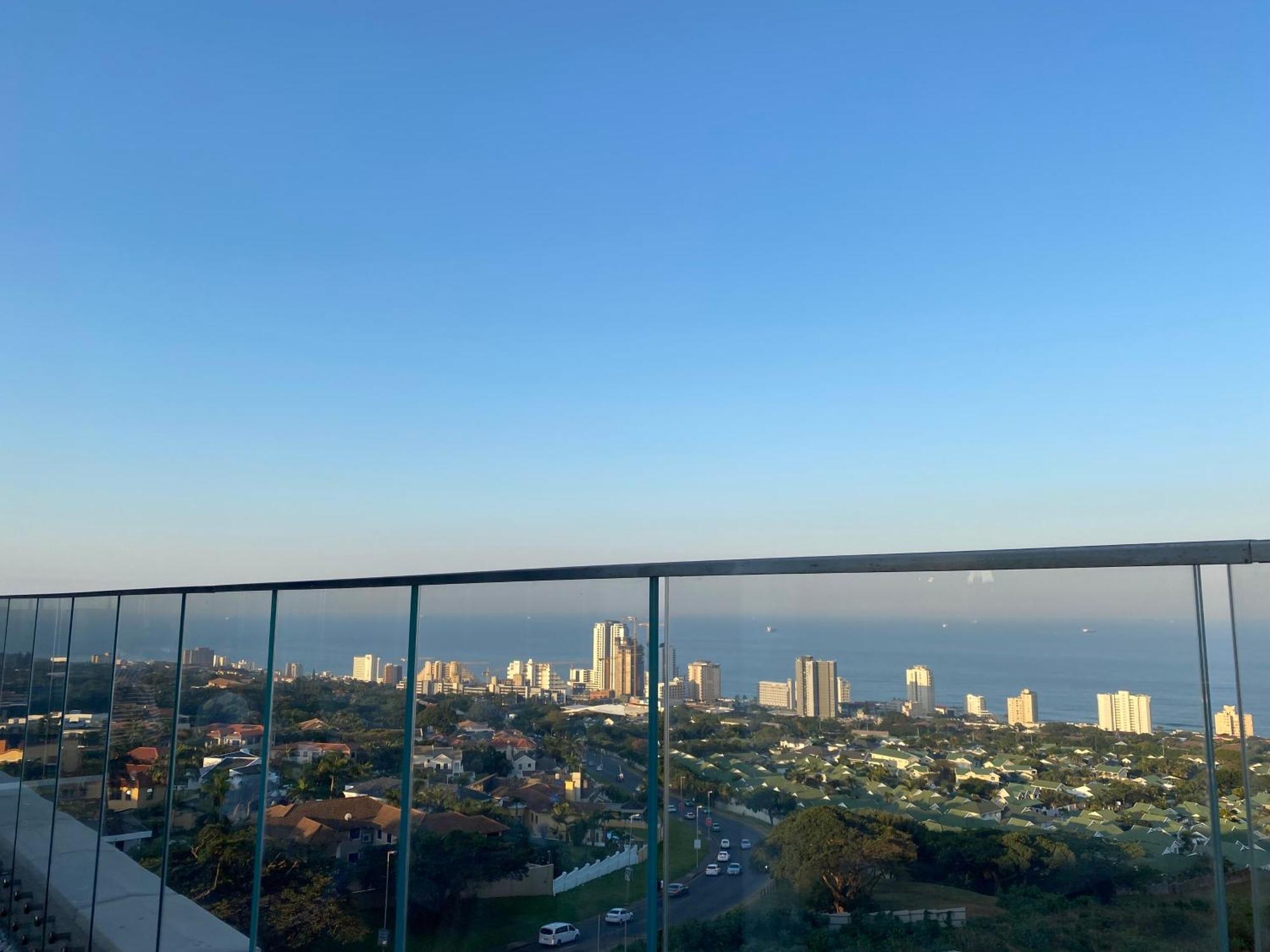 Apartamento Umhlanga Arch 10Th Floor- Sea Views! Durban Exterior foto